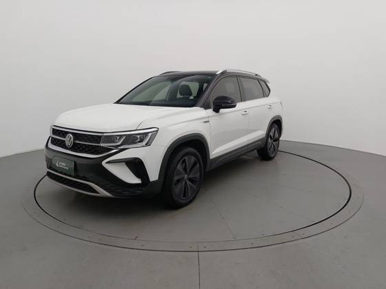 VOLKSWAGEN TAOS 1.4 250 TSI TOTAL FLEX HIGHLINE AUTOMÁTICO
